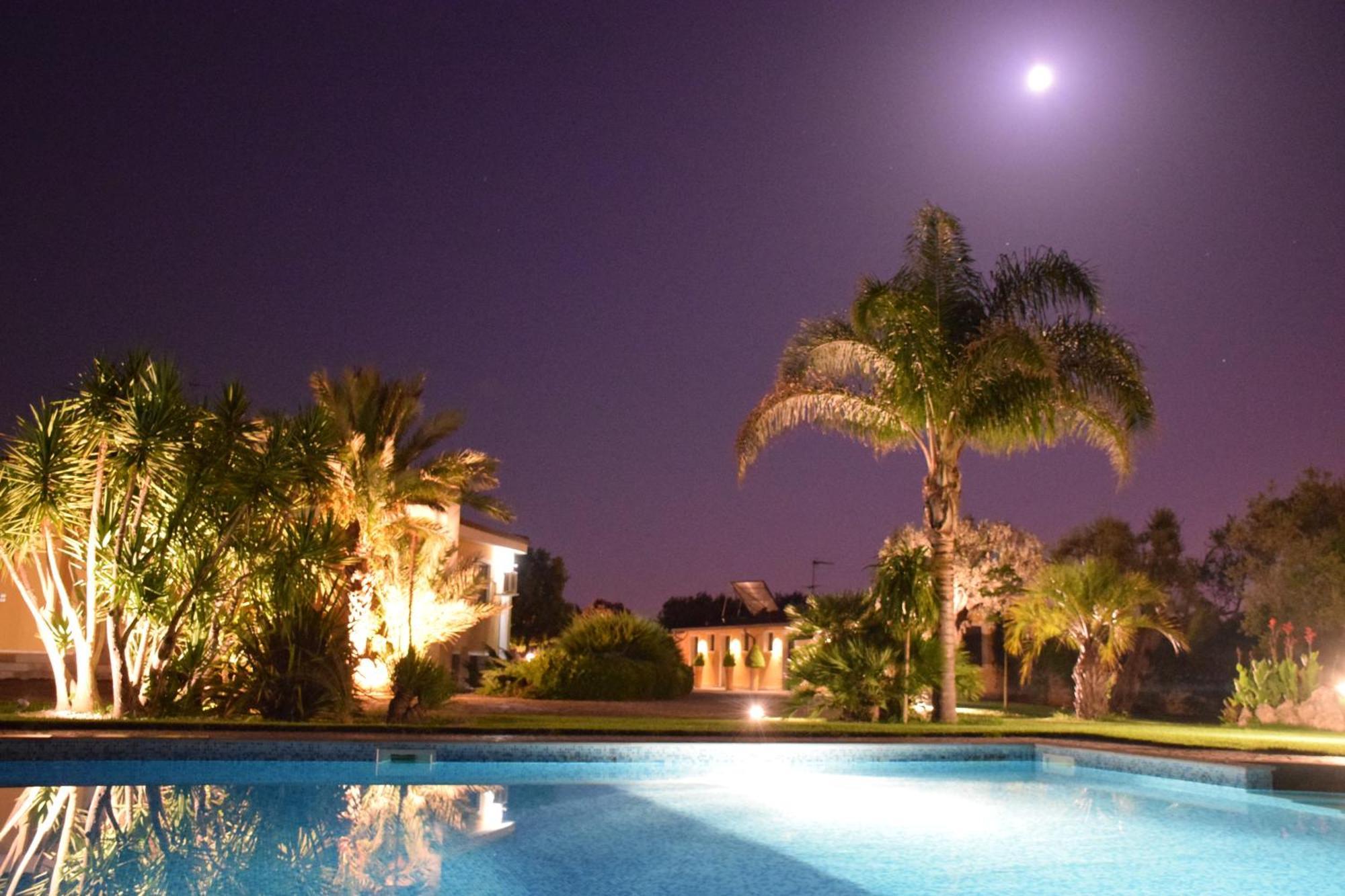 B&B Quattrostelle Cavallino di Lecce Exterior photo